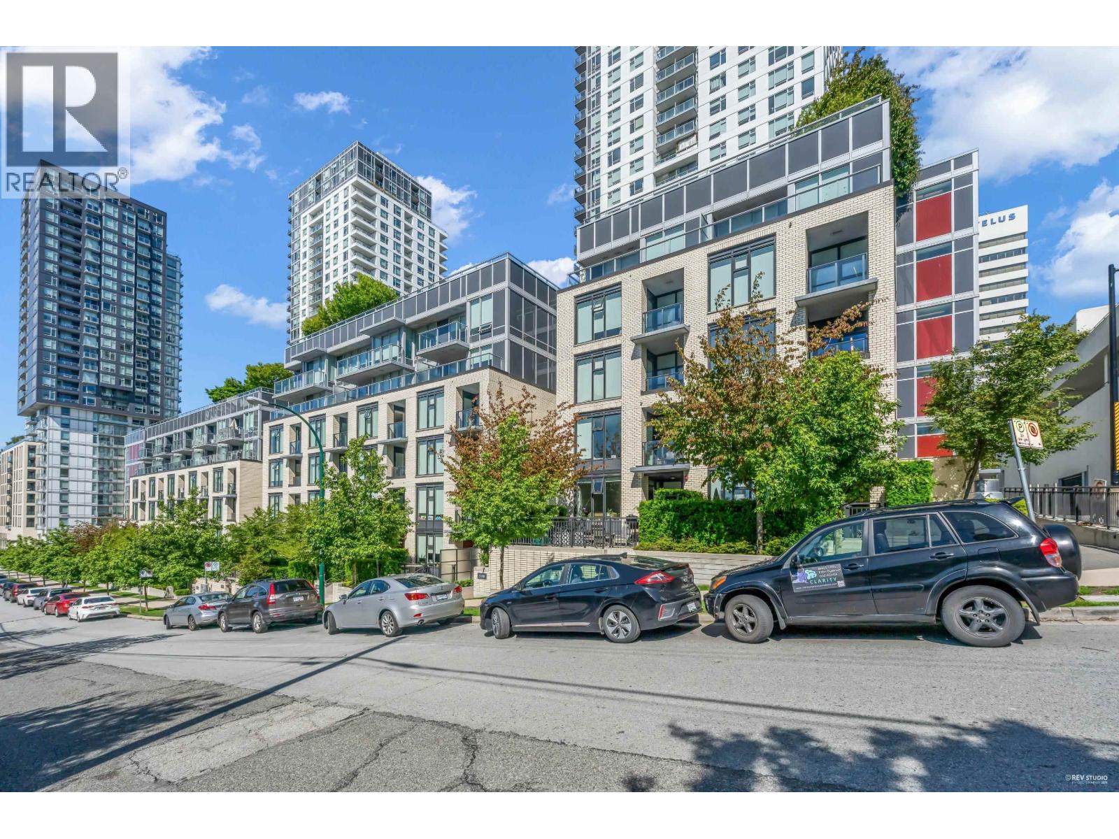 614 5598 Ormidale Street Property Photo 1