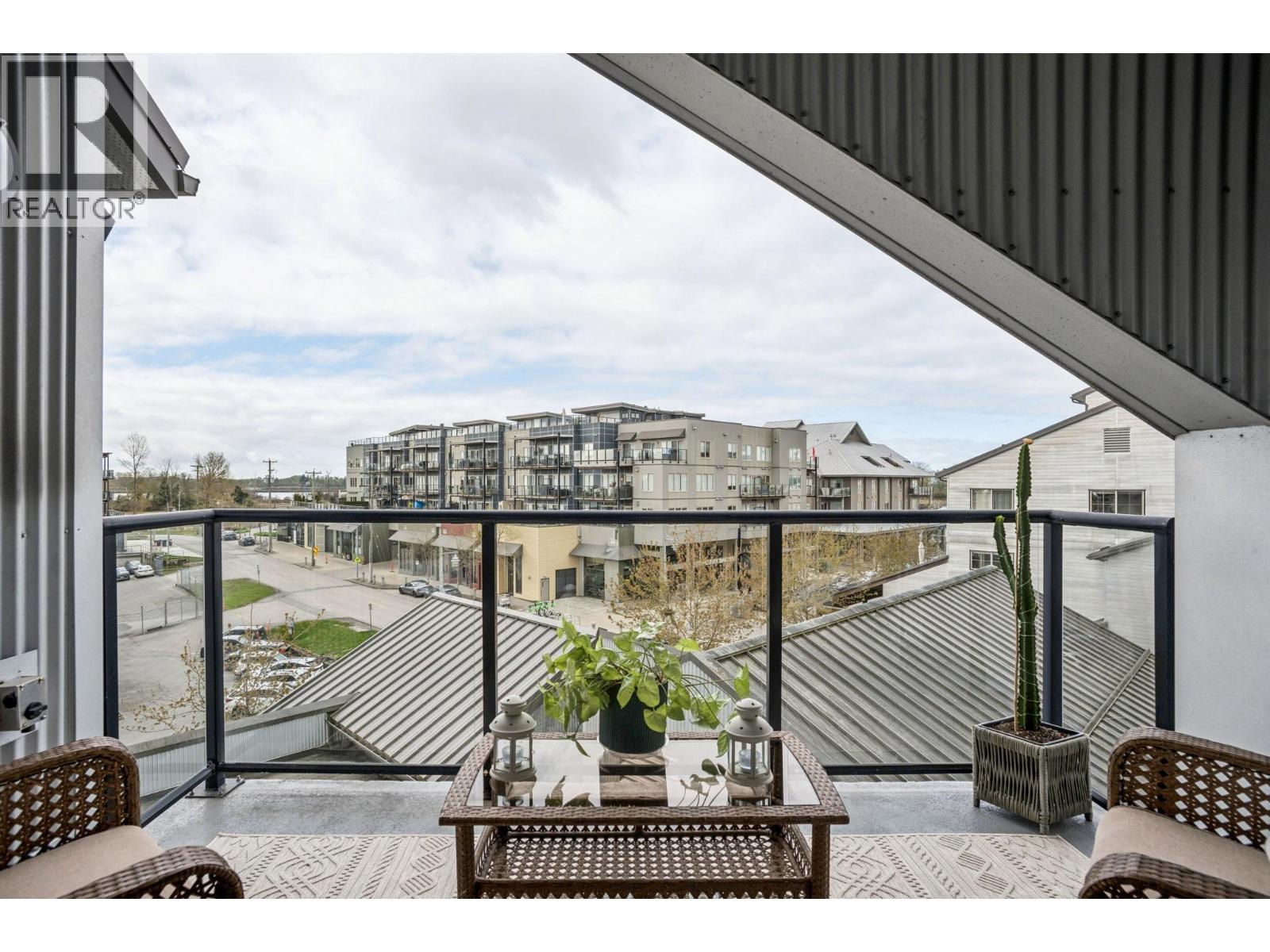 401 6233 London Road Property Photo 31