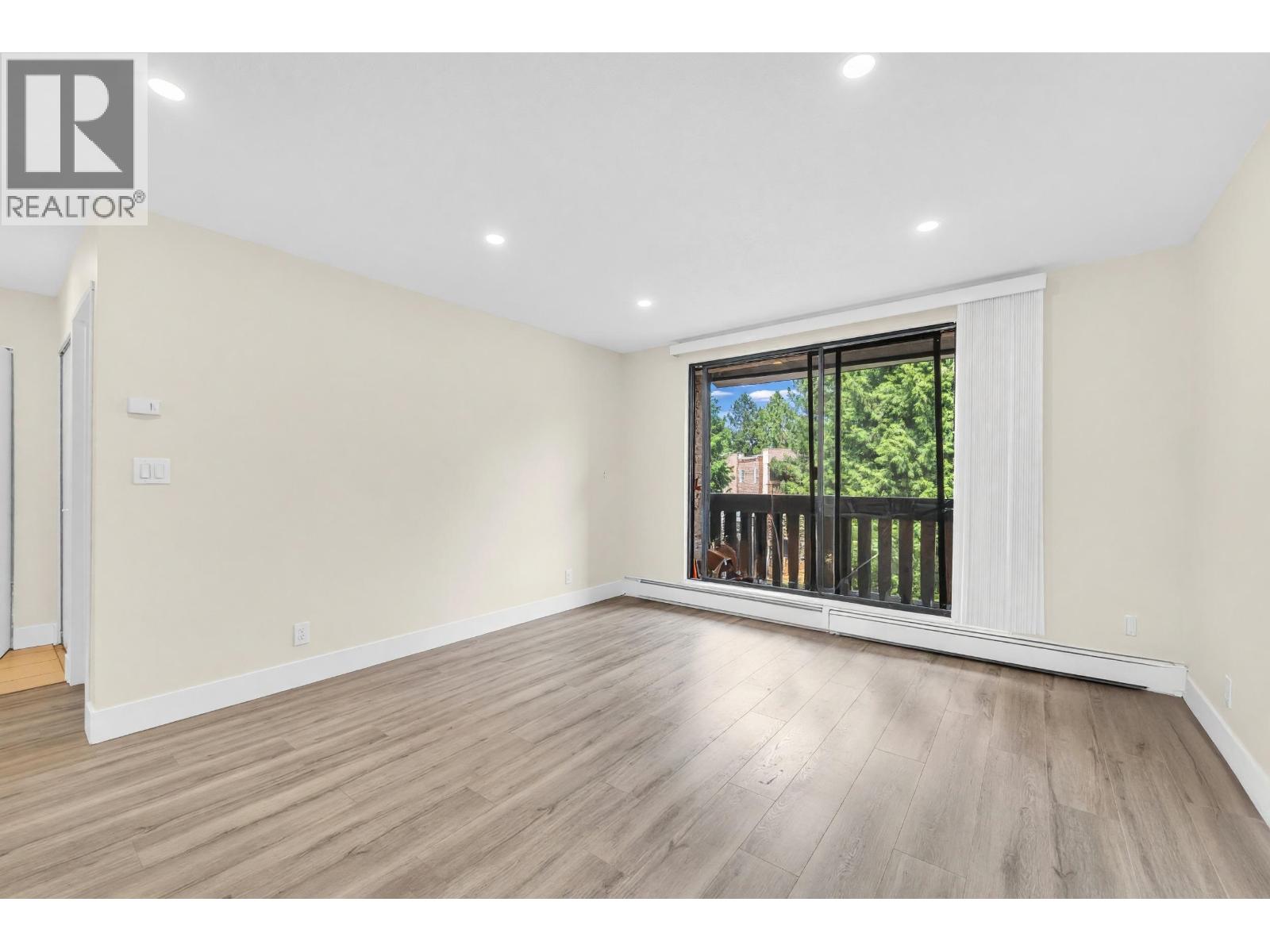 308 8900 Citation Drive Property Photo 3