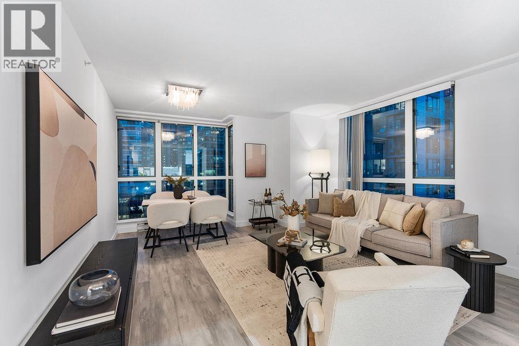 1506 1238 Melville Street Property Photo 2