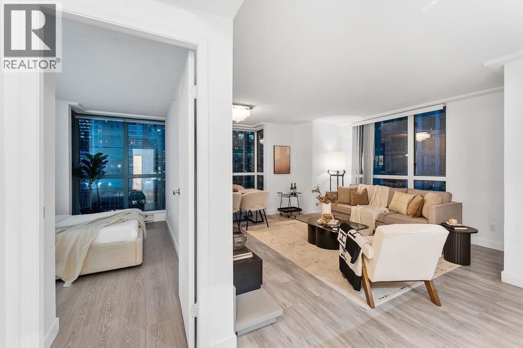 1506 1238 Melville Street Property Photo 16