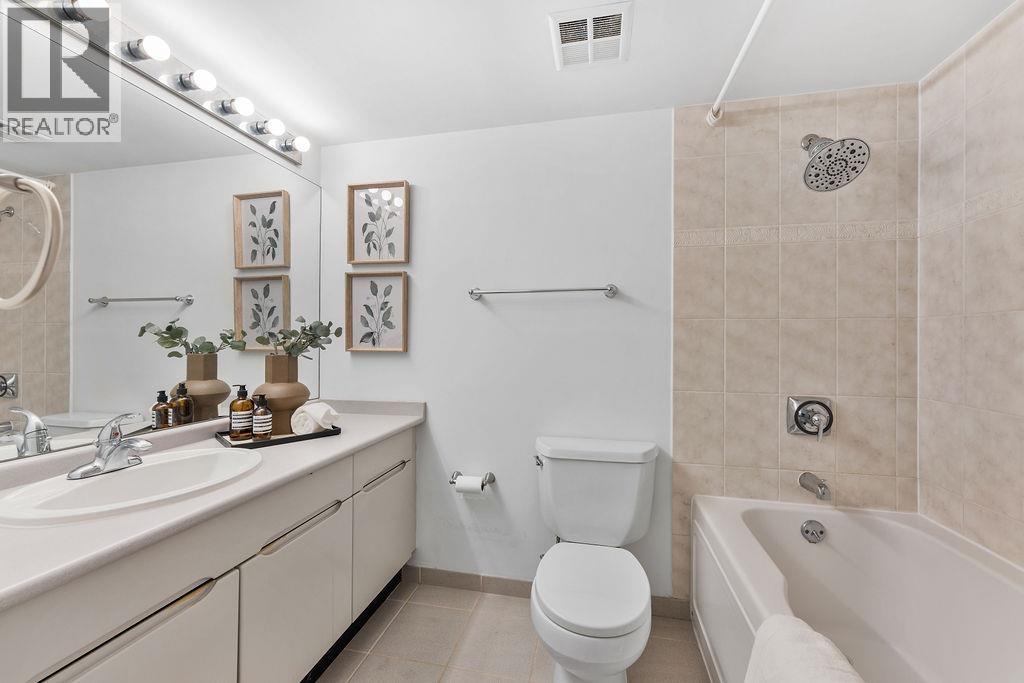 1506 1238 Melville Street Property Photo 26