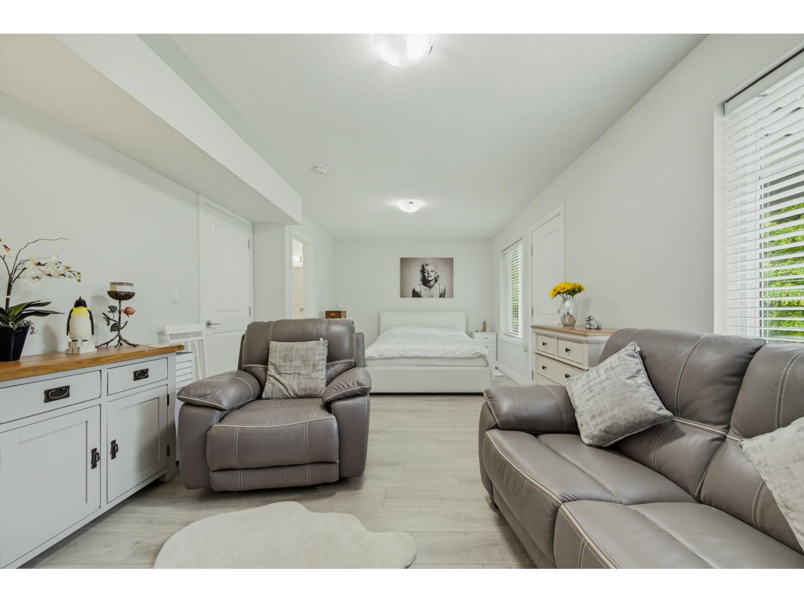 75 15665 Mountain View Drive Property Photo 31