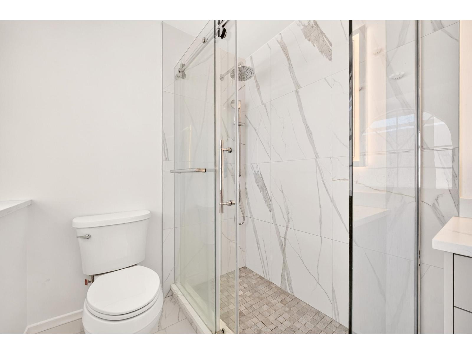 8960 157 Street Property Photo 29