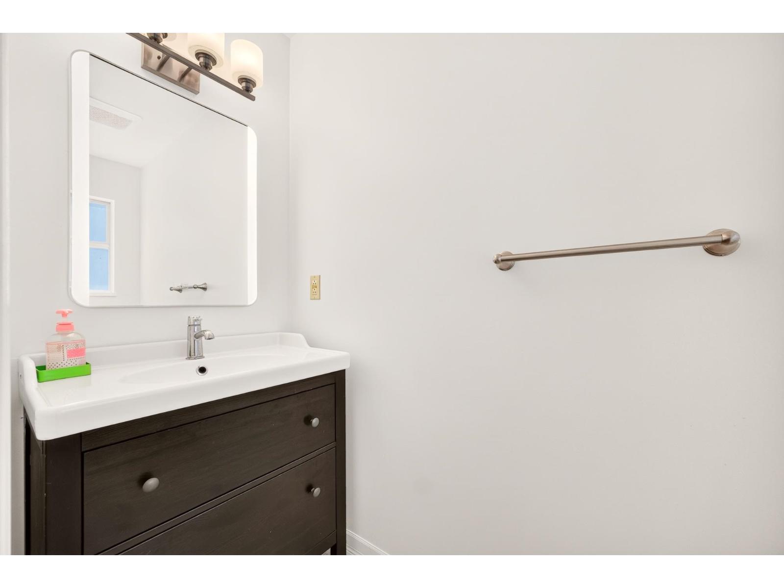 8960 157 Street Property Photo 31