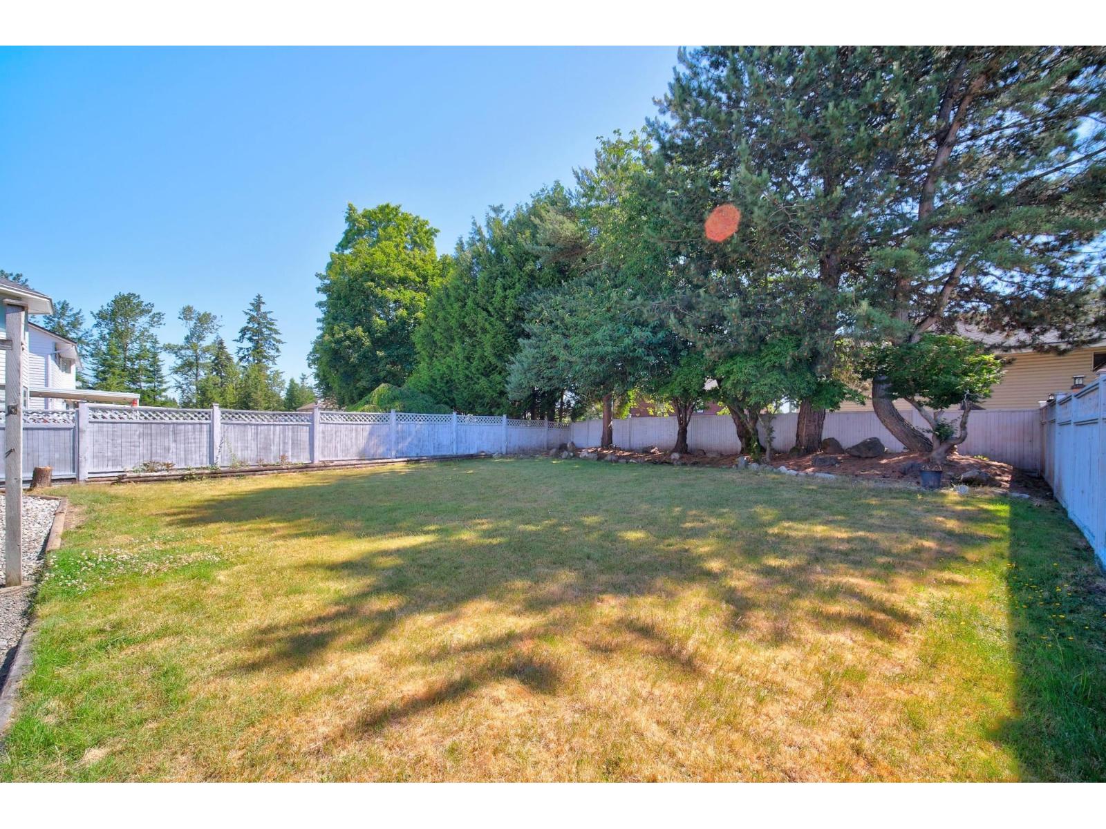 8960 157 Street Property Photo 37