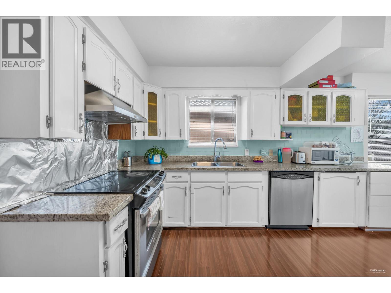 3334 Archimedes Street Property Photo 5
