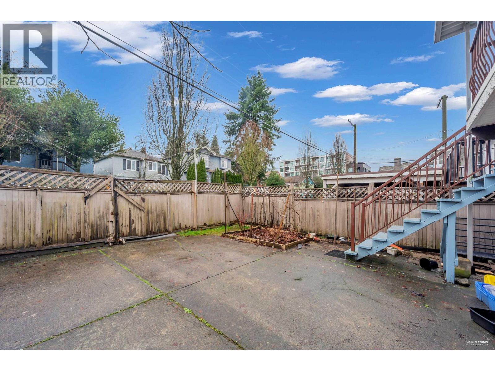 3334 Archimedes Street Property Photo 25