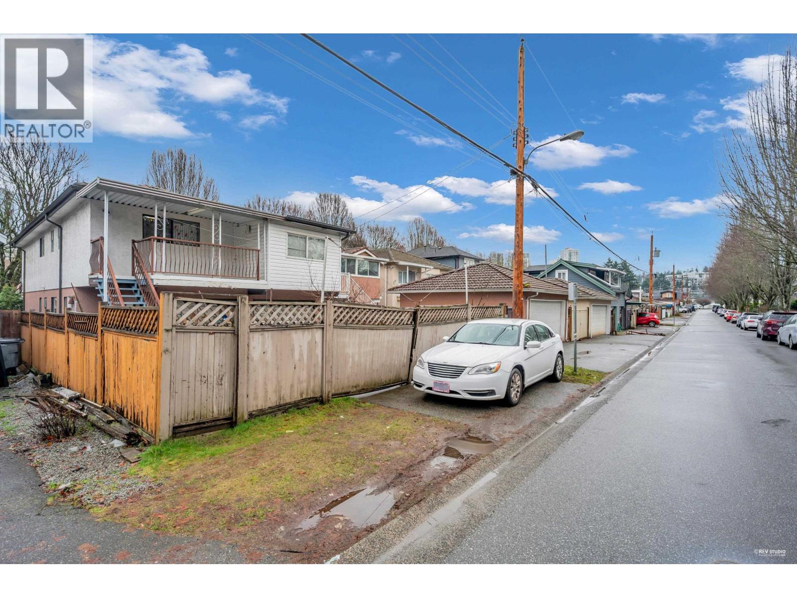 3334 Archimedes Street Property Photo 29