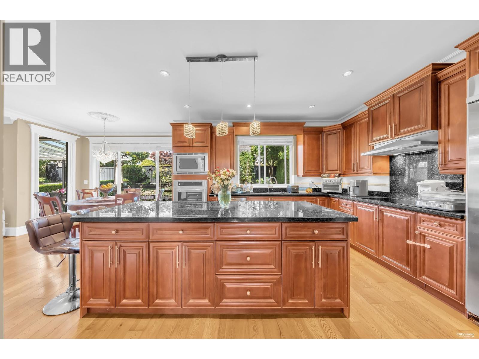 717 Shaw Avenue Property Photo 15