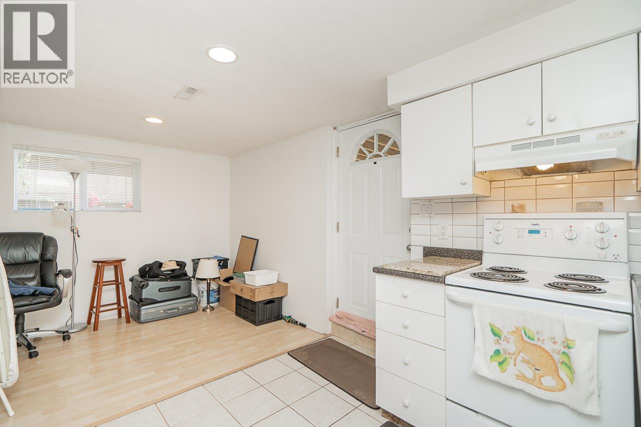 916 Thirteenth Street Property Photo 22