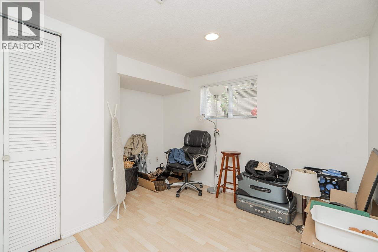 916 Thirteenth Street Property Photo 24