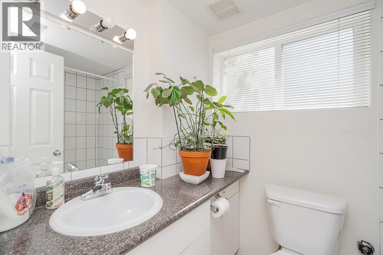 916 Thirteenth Street Property Photo 25