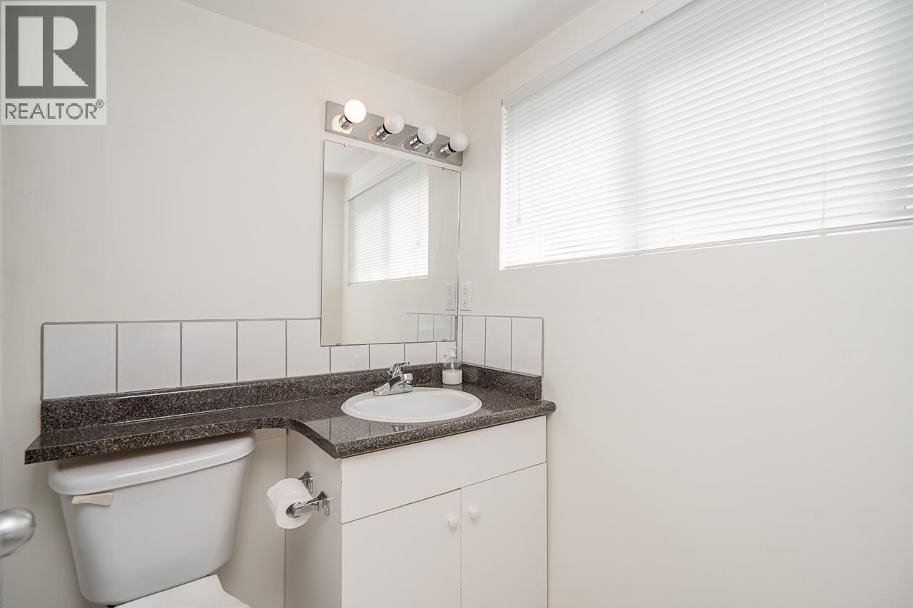 916 Thirteenth Street Property Photo 28