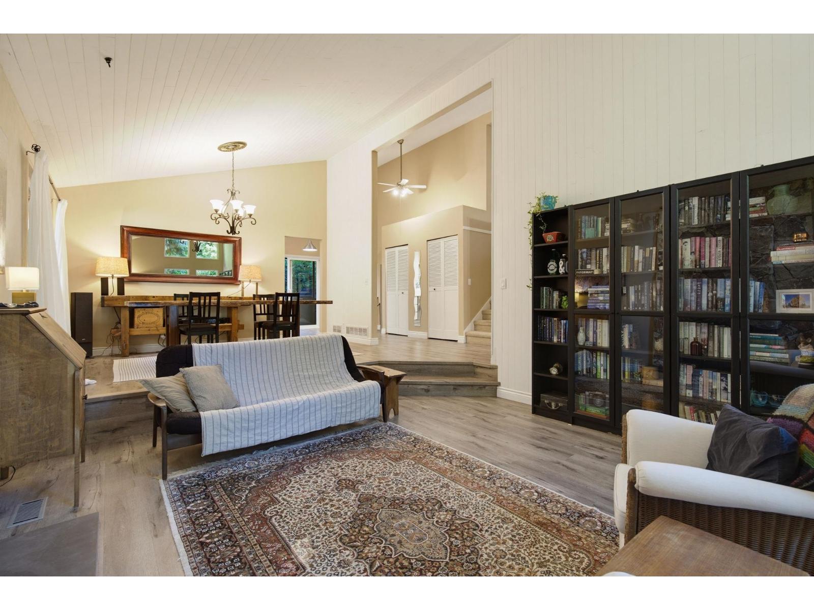 11469 Lyon Road Property Photo 11