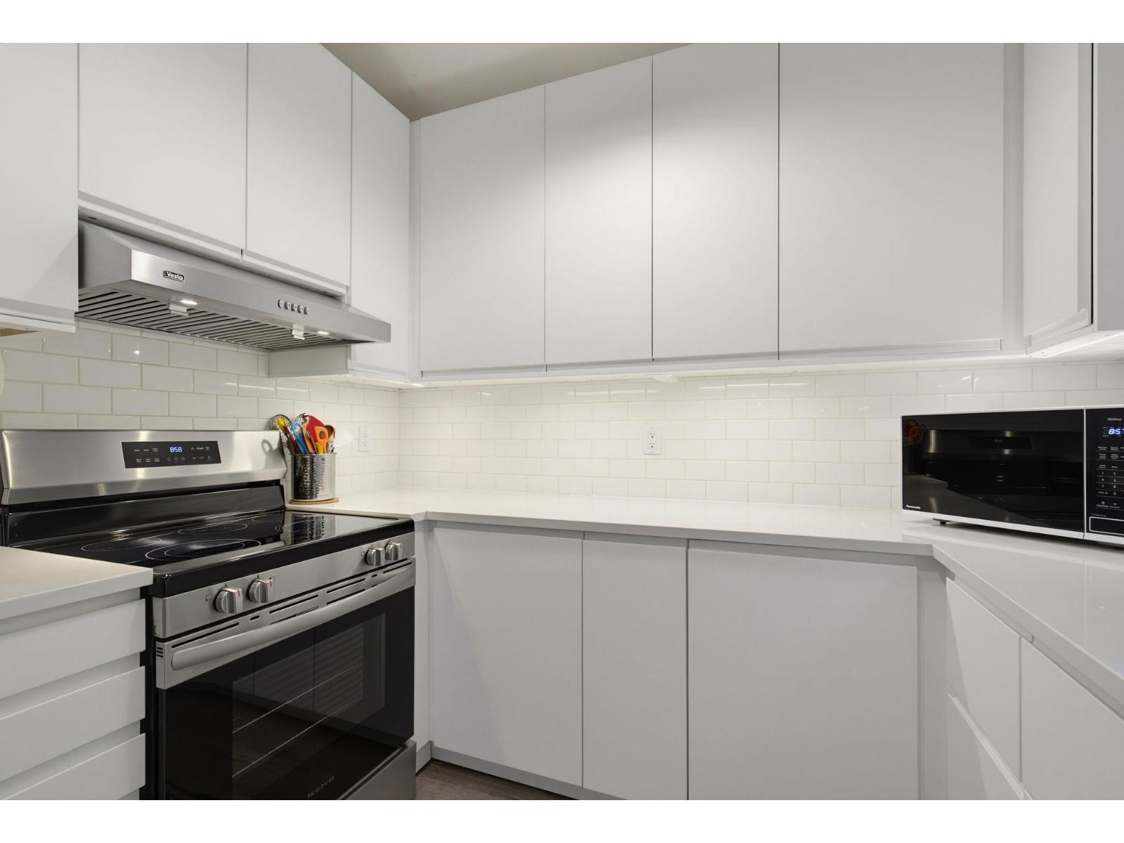 11469 Lyon Road Property Photo 18
