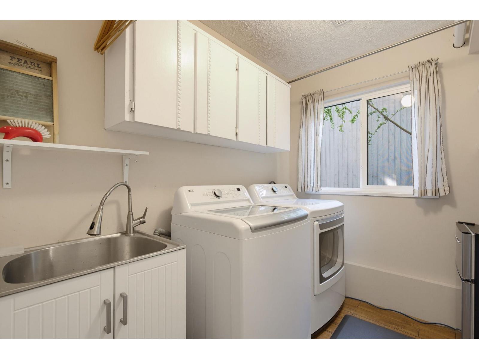 11469 Lyon Road Property Photo 24