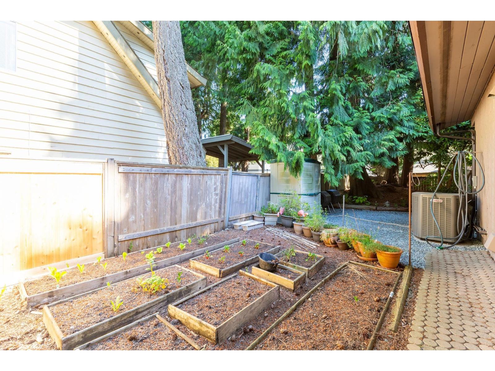 11469 Lyon Road Property Photo 39