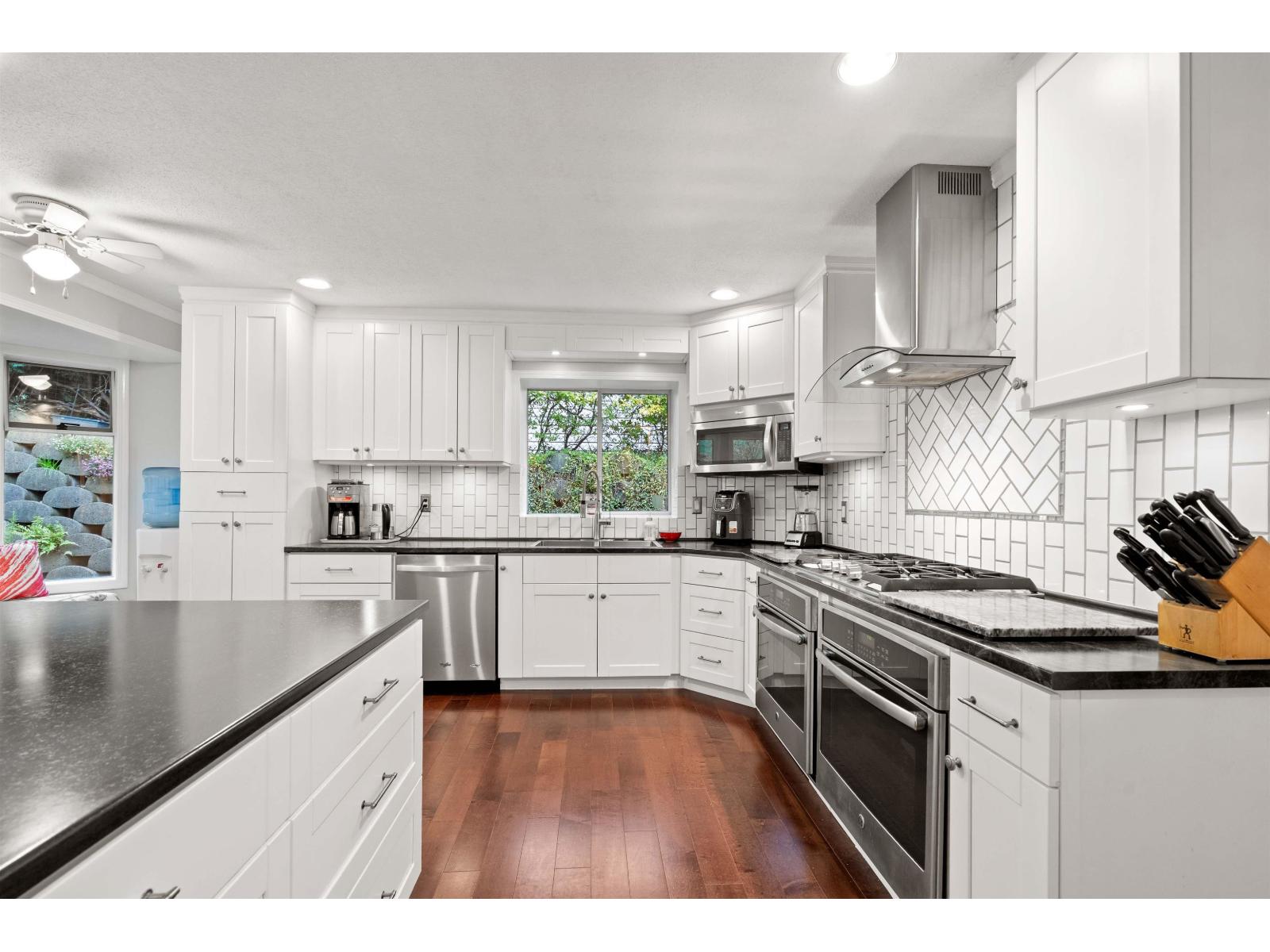 5102 219a Street Property Photo 13