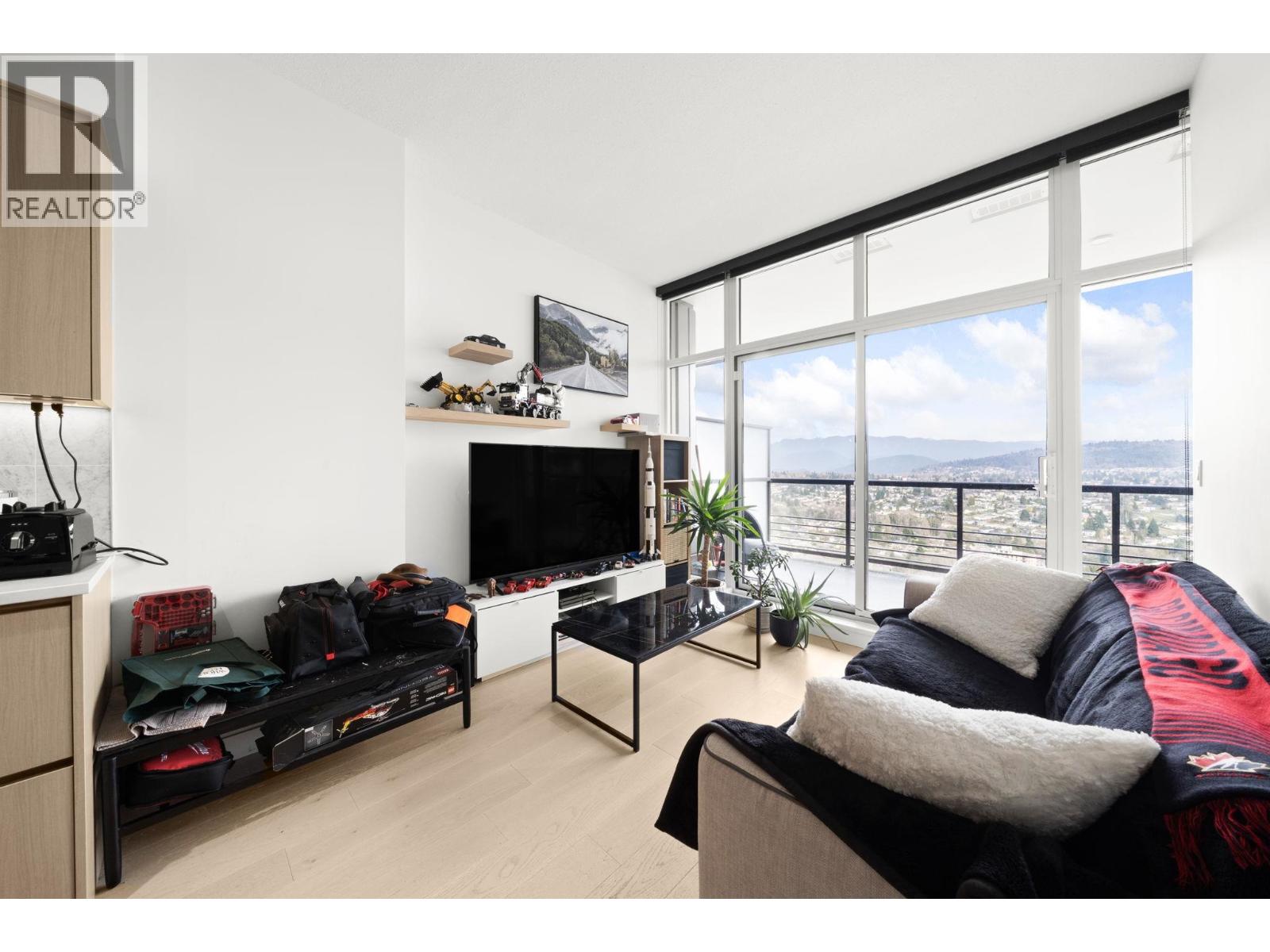 4406 4720 Lougheed Highway Property Photo 7