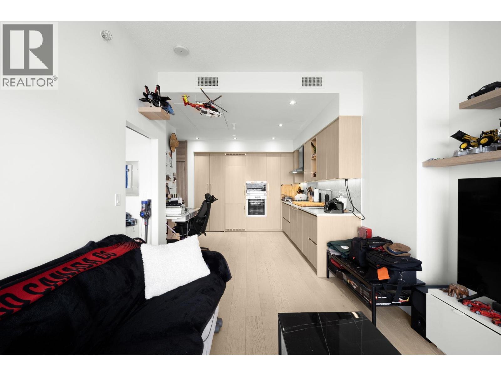4406 4720 Lougheed Highway Property Photo 9