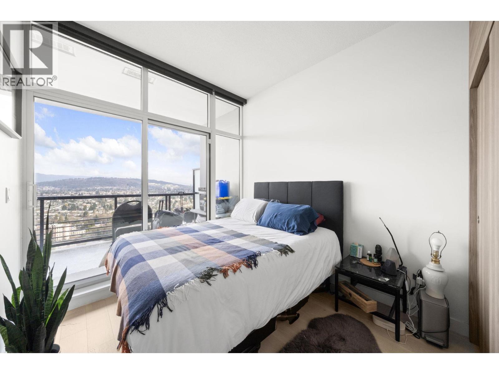 4406 4720 Lougheed Highway Property Photo 11