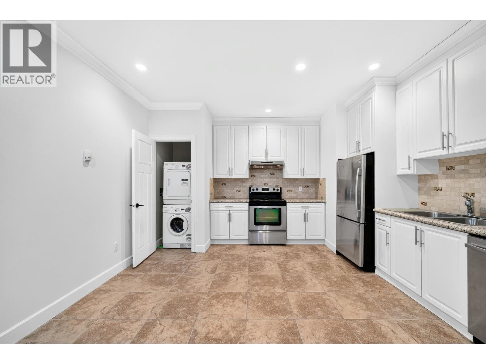7440 Kraft Crescent Property Photo 30
