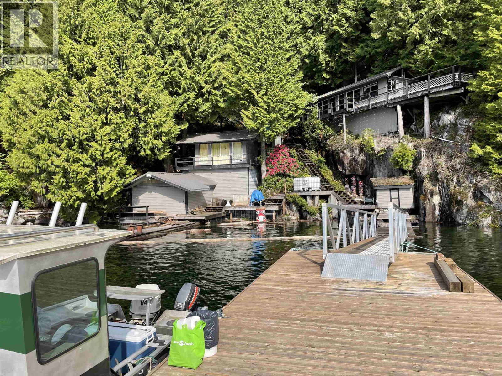 1 Seal Bay Property Photo 1