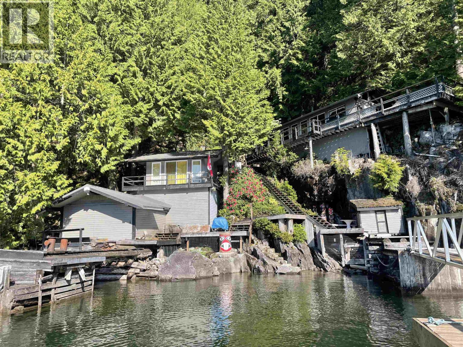 1 Seal Bay Property Photo 3