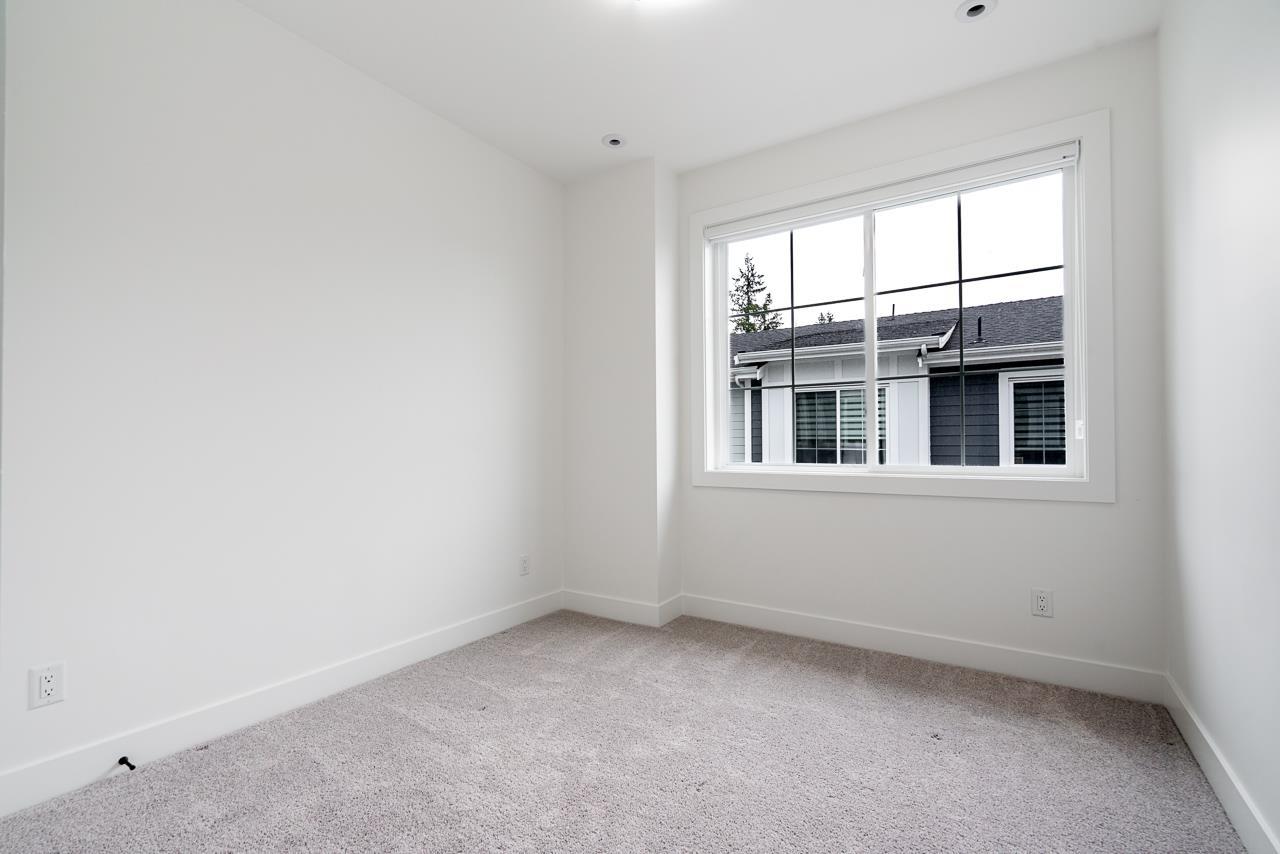 2 20321 80 Avenue Property Photo 33