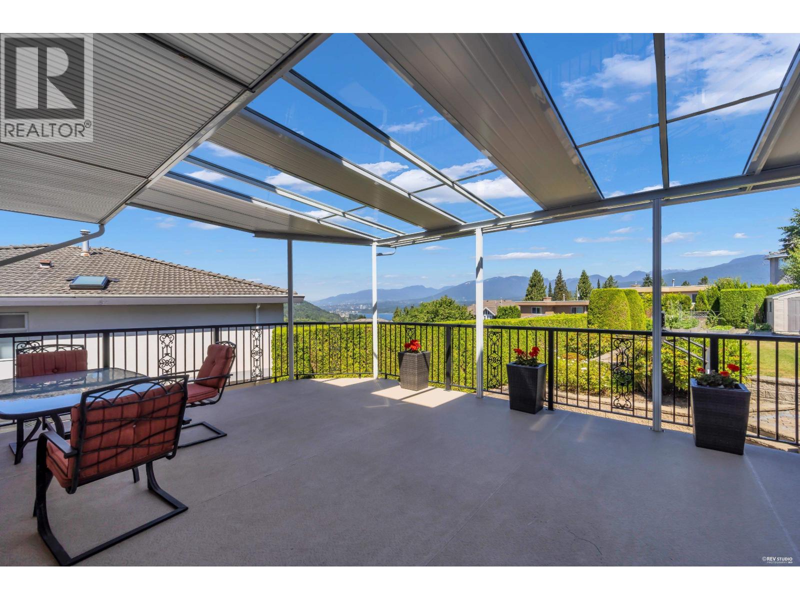 7173 Ridgeview Drive Property Photo 32