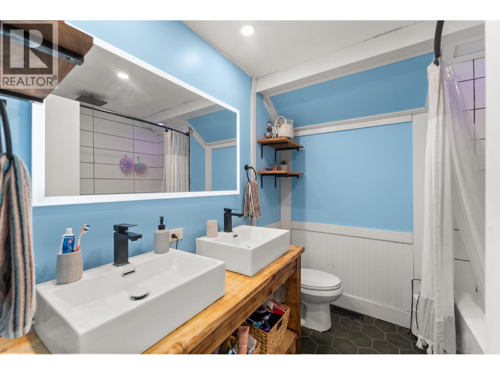 4576 61 Street Property Photo 33