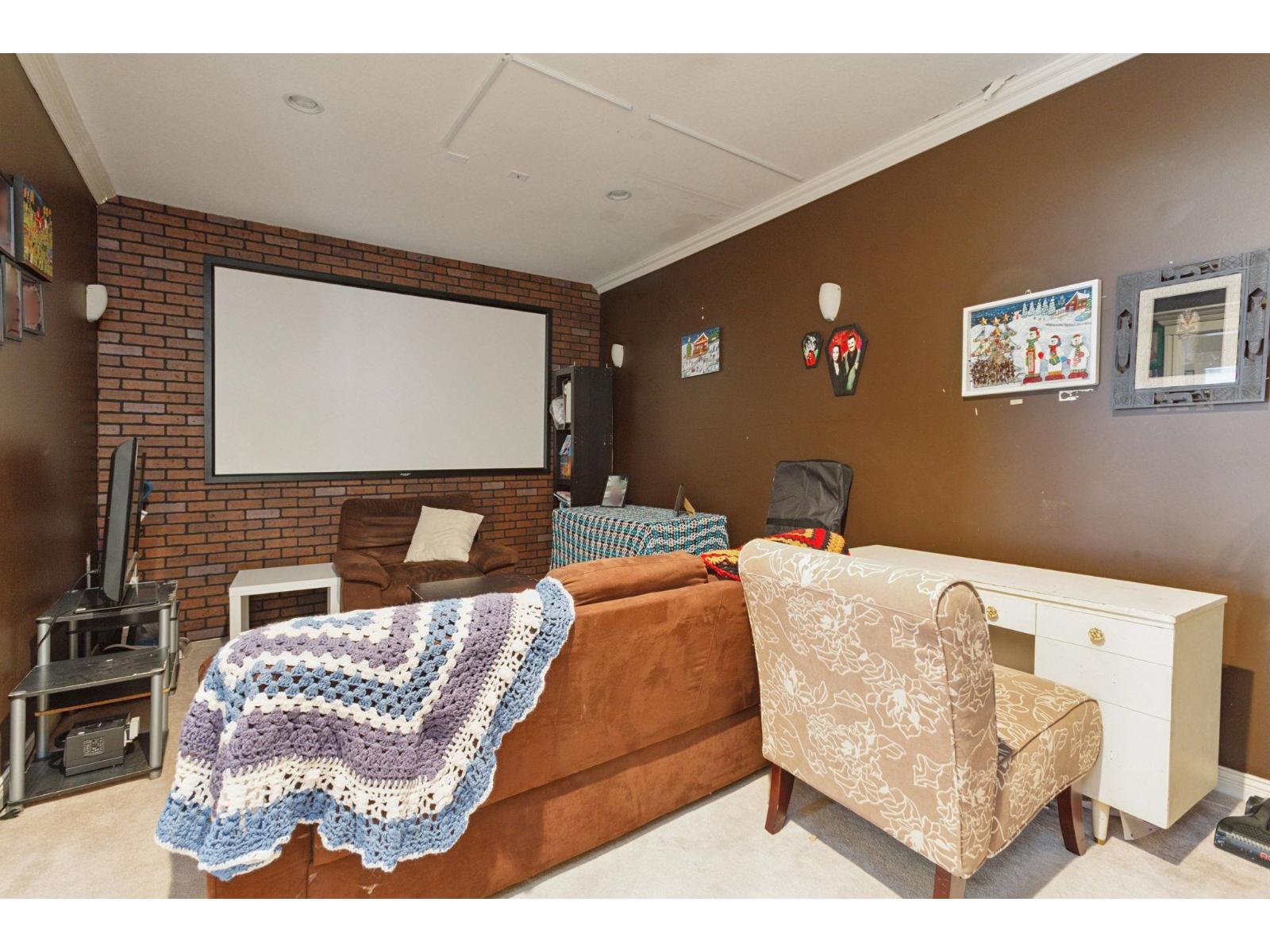 12182 101b Avenue Property Photo 36