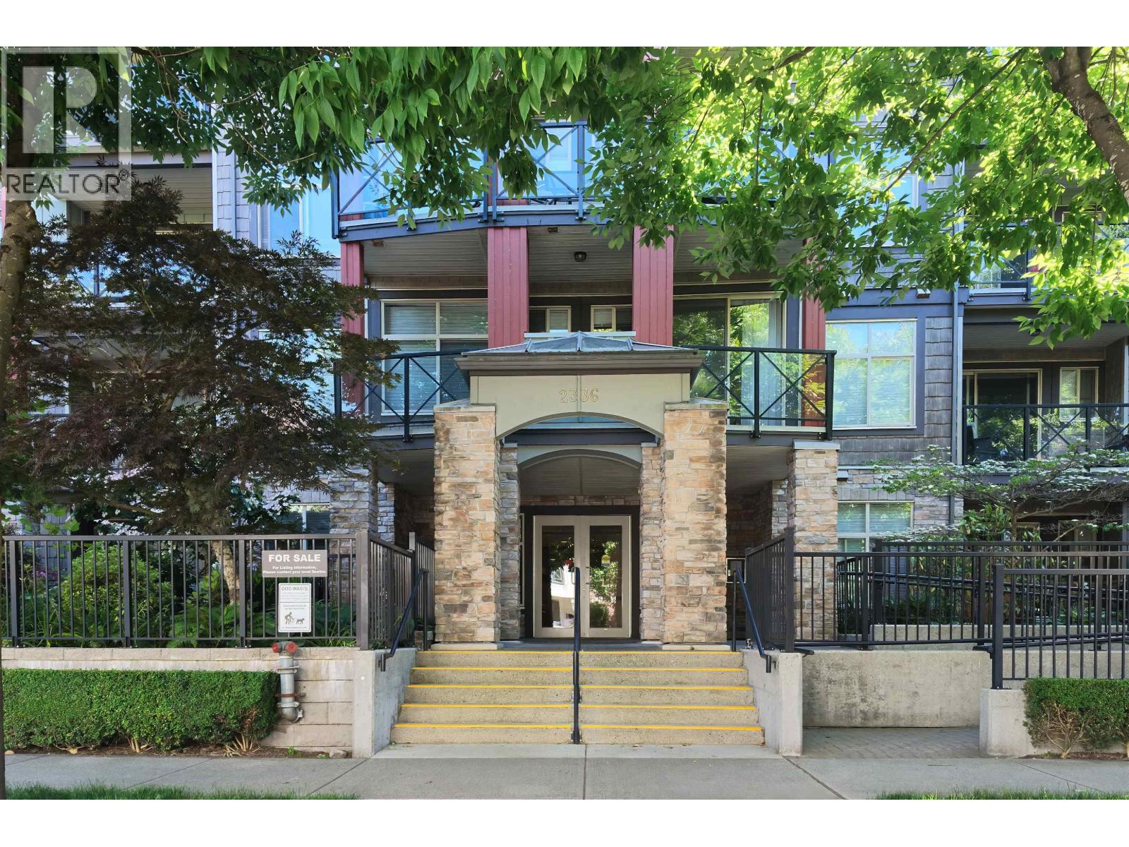 310 2336 WHYTE AVENUE