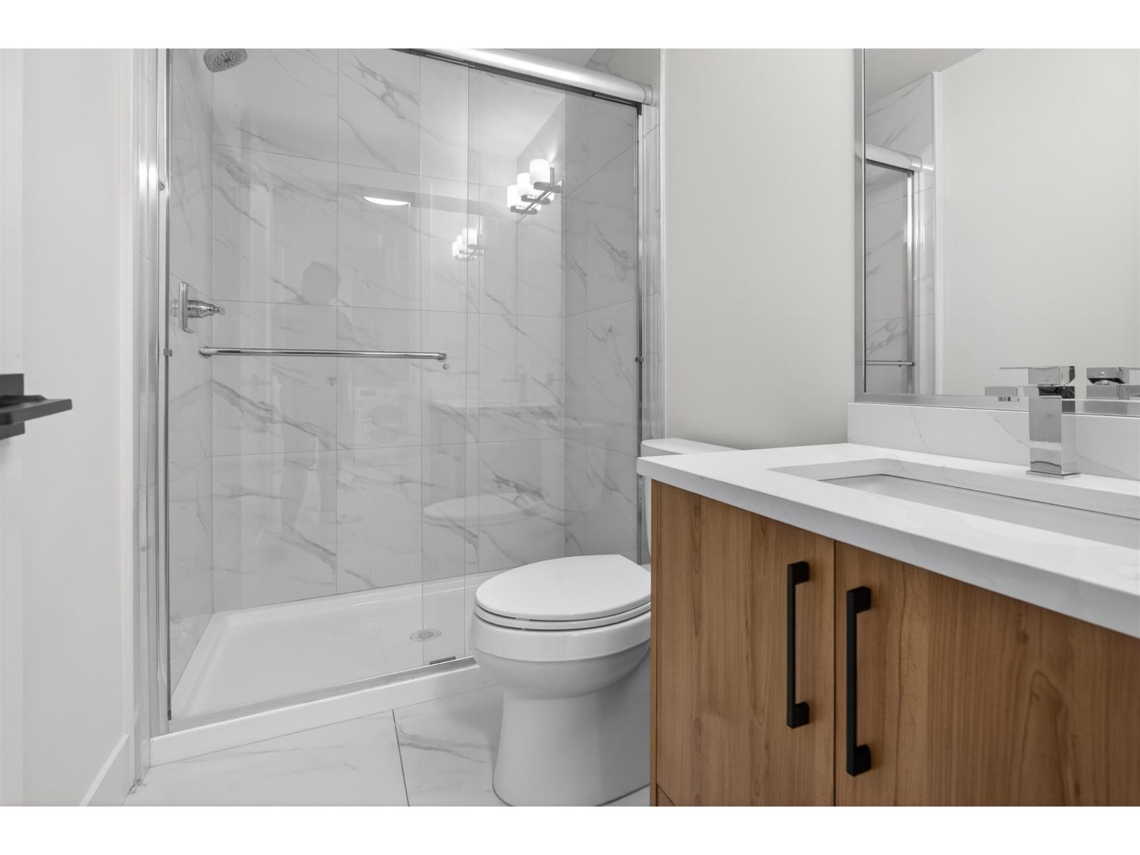 16511 20 Avenue Property Photo 6