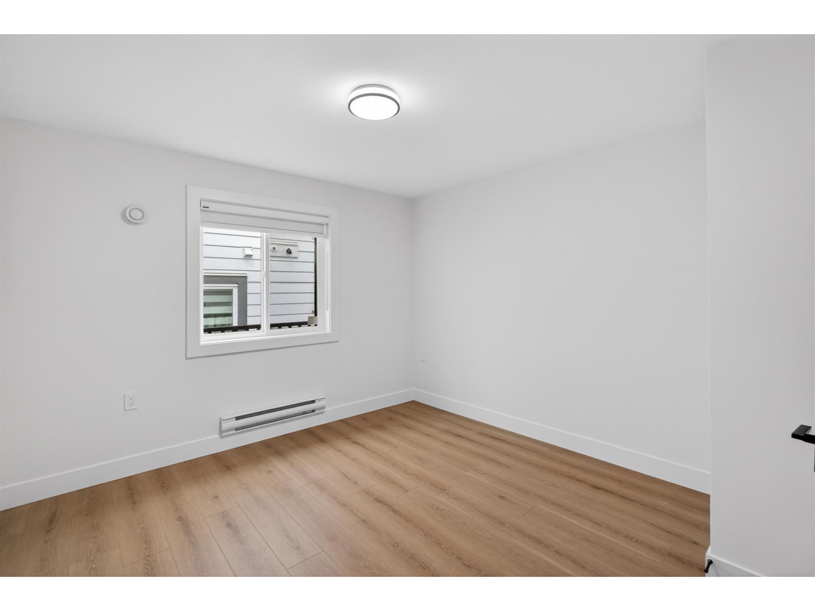 16511 20 Avenue Property Photo 7