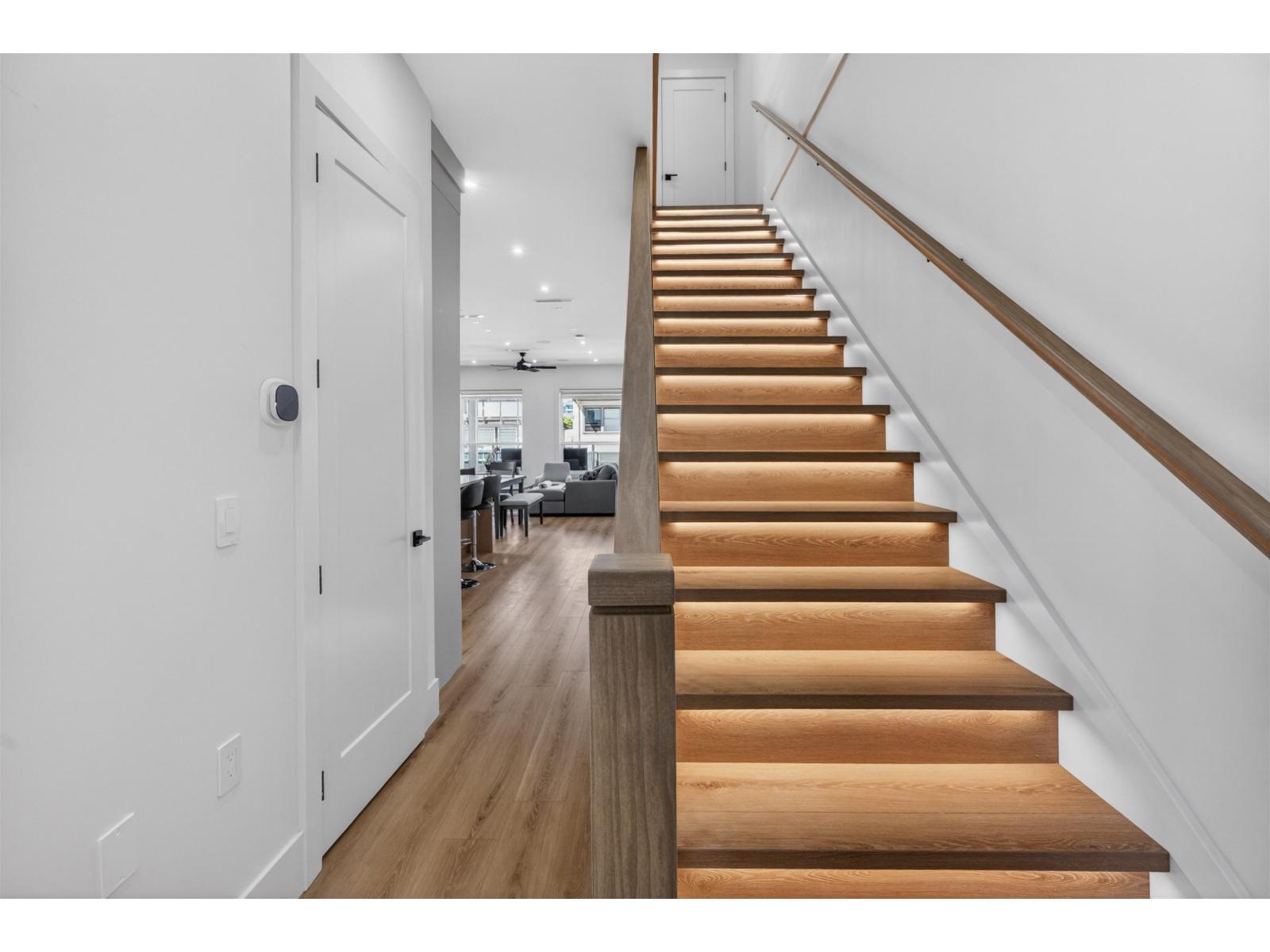 16511 20 Avenue Property Photo 22