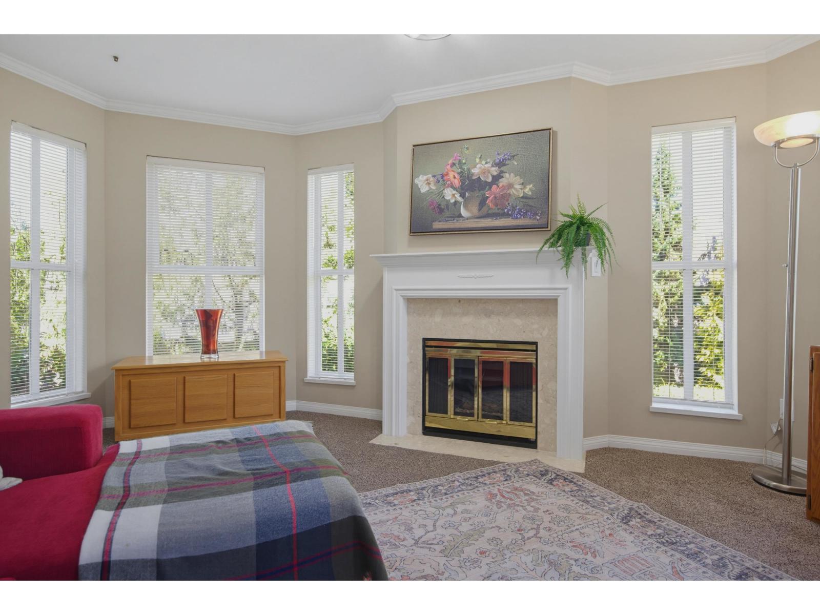 217 7151 121 Street Property Photo 9