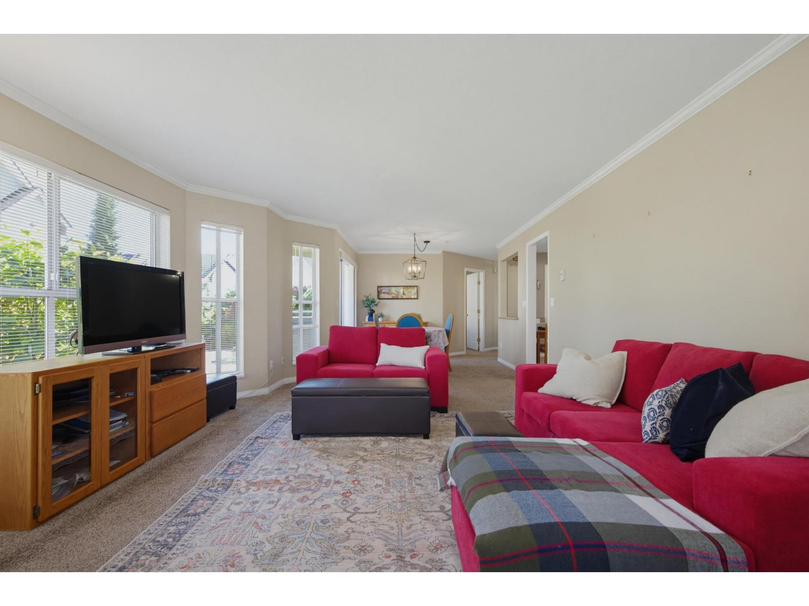 217 7151 121 Street Property Photo 10