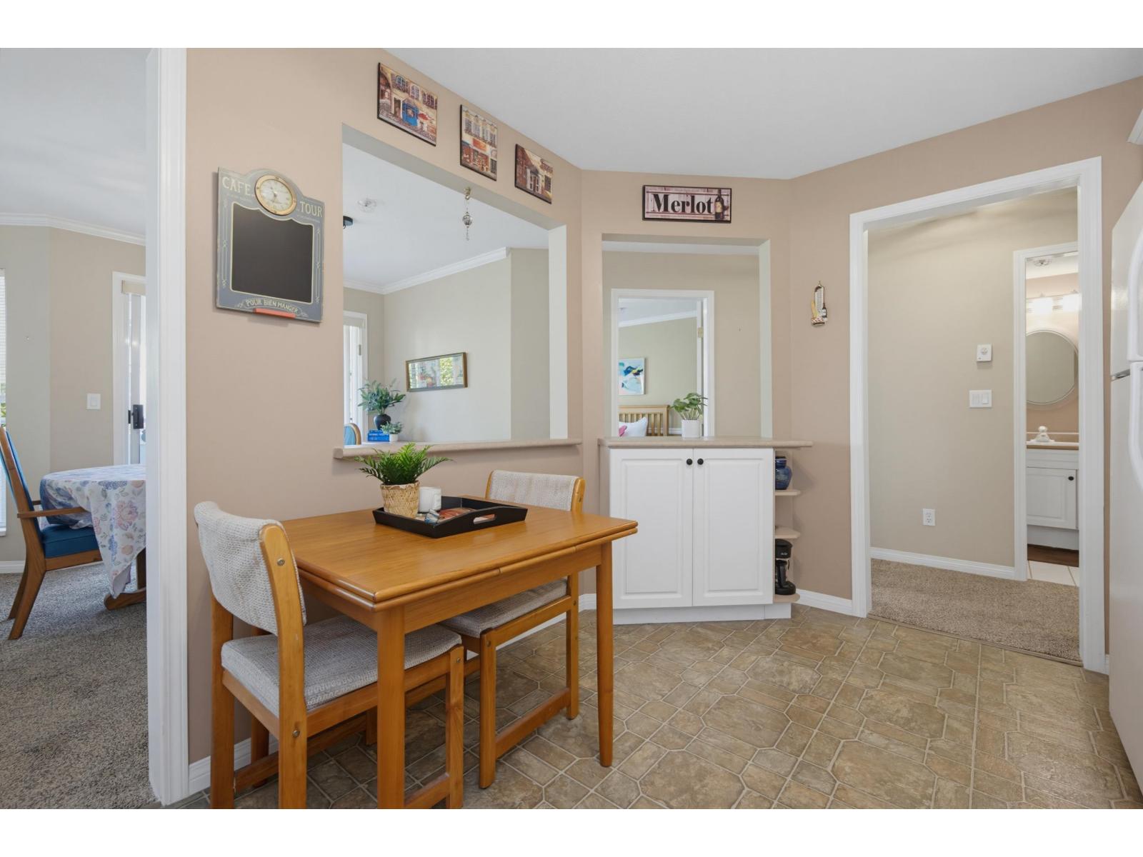 217 7151 121 Street Property Photo 17