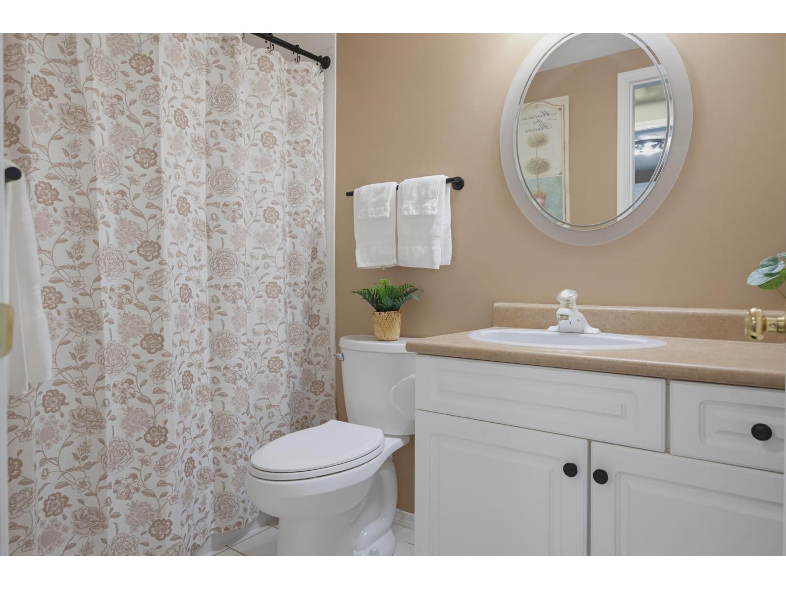 217 7151 121 Street Property Photo 25