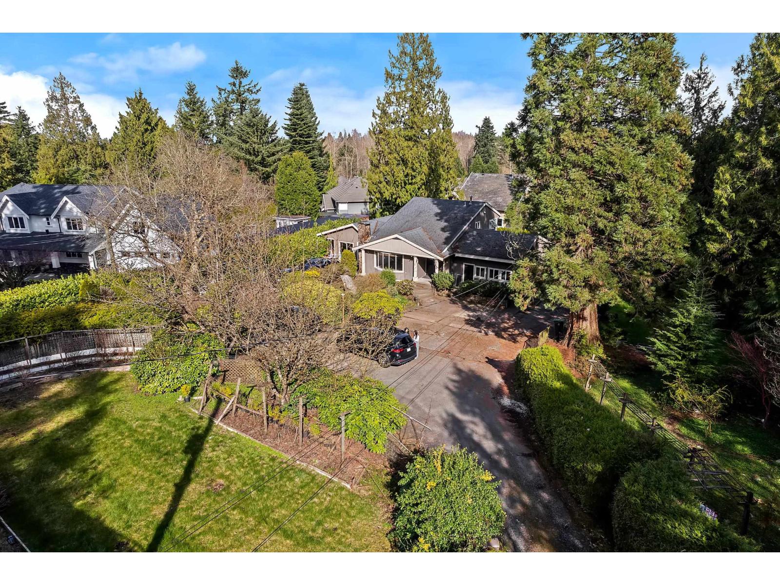 3316 140 Street Property Photo 11