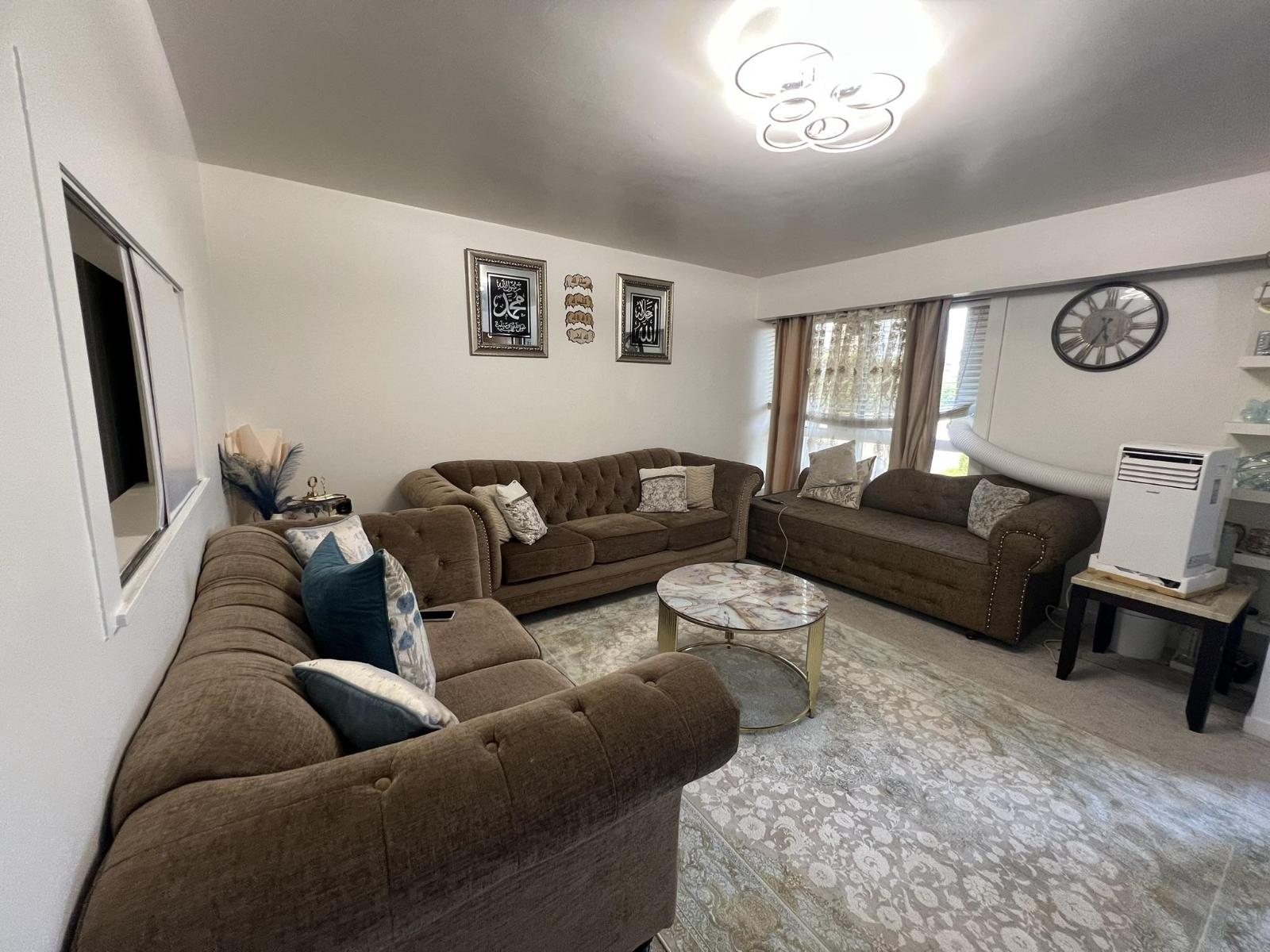 10307 146 Street Property Photo 6