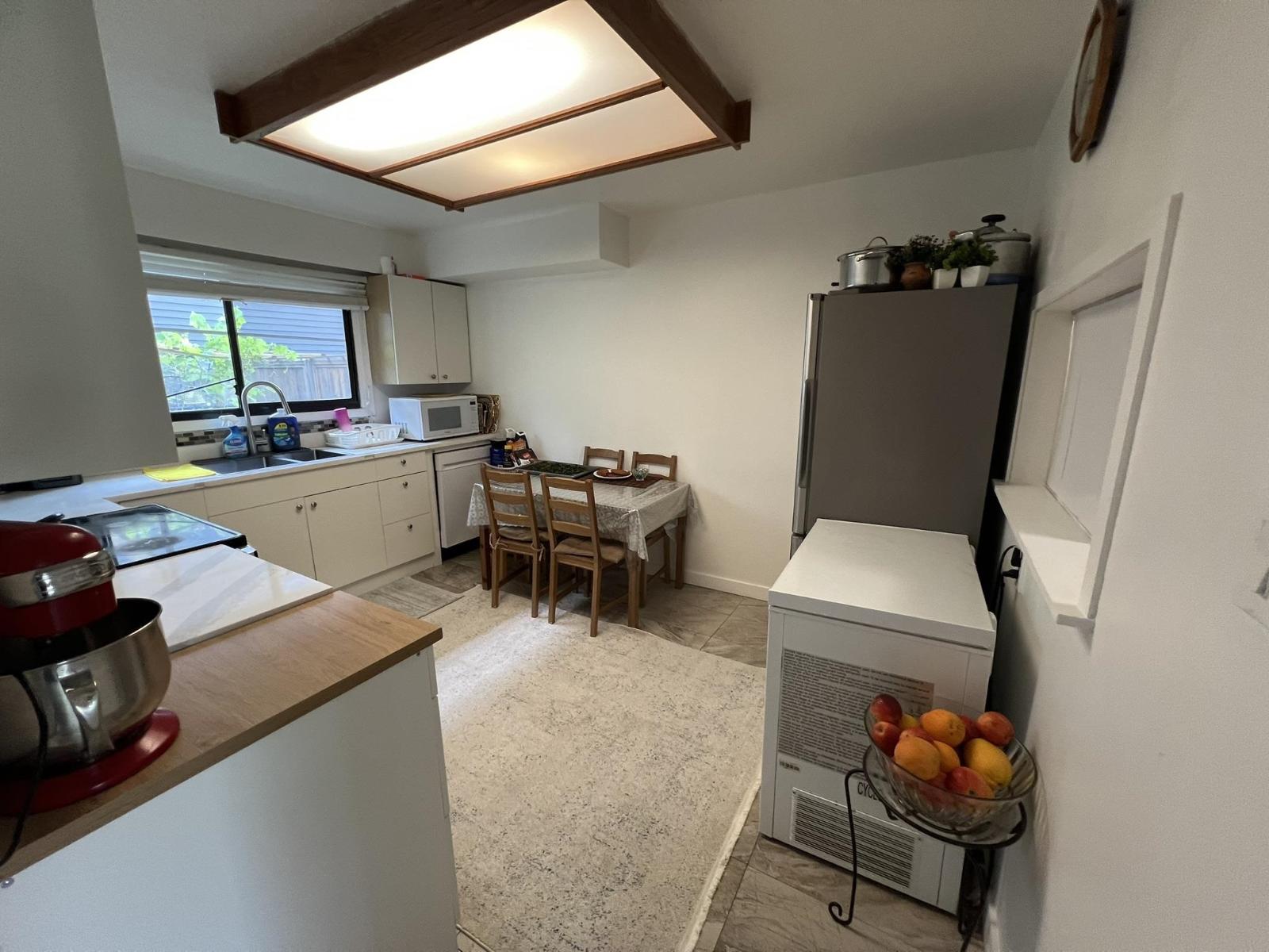 10307 146 Street Property Photo 12