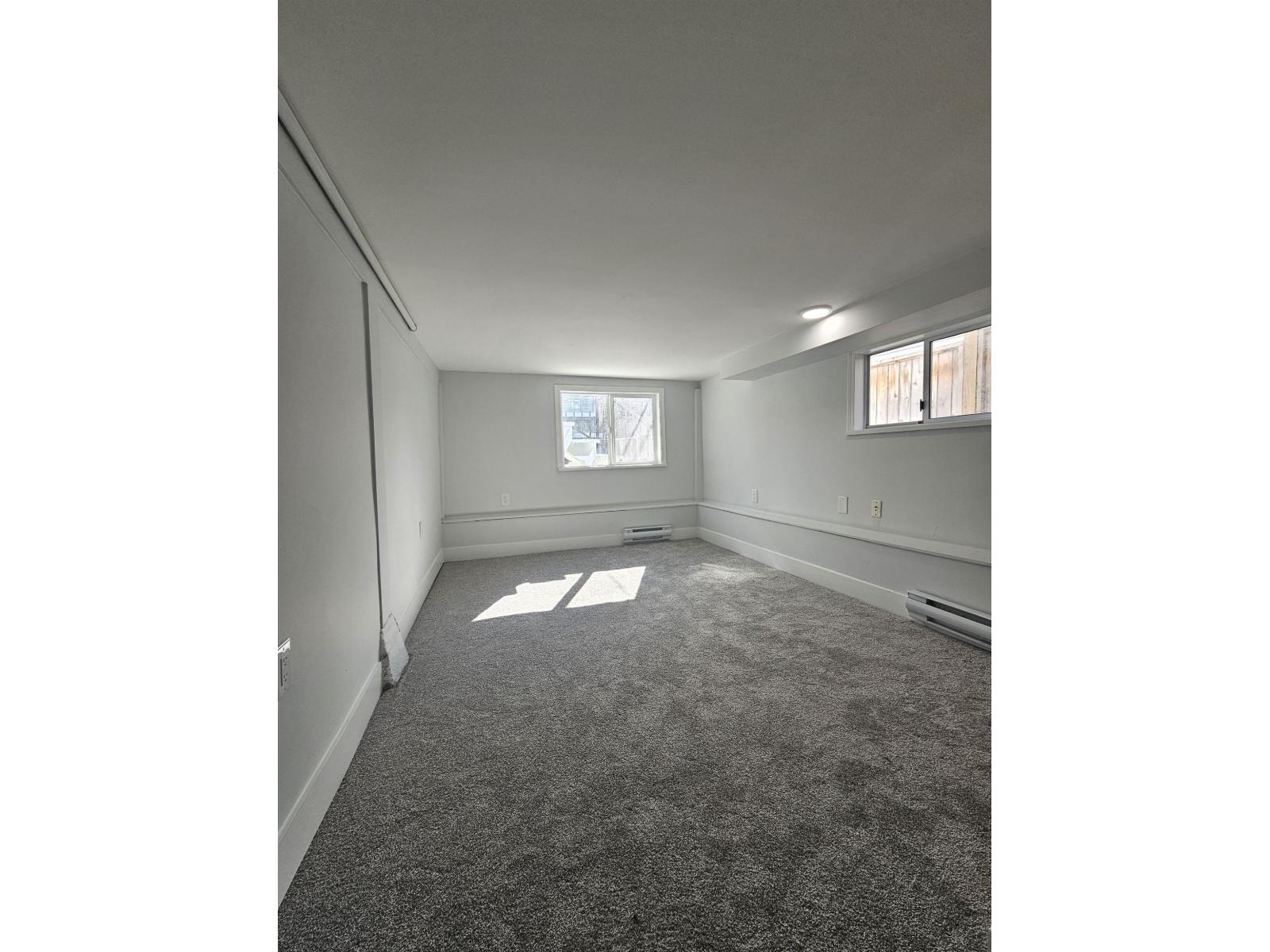 14729 Gordon Avenue Property Photo 11