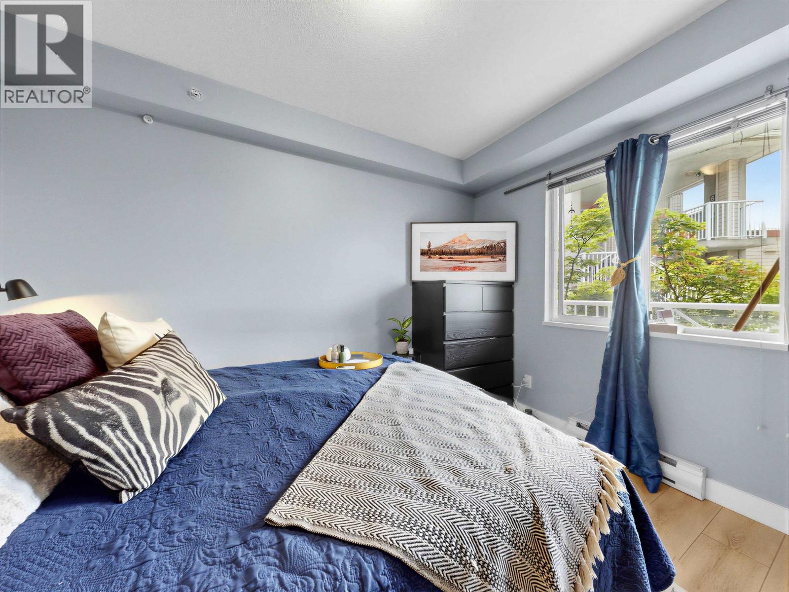 514 528 Rochester Avenue Property Photo 6