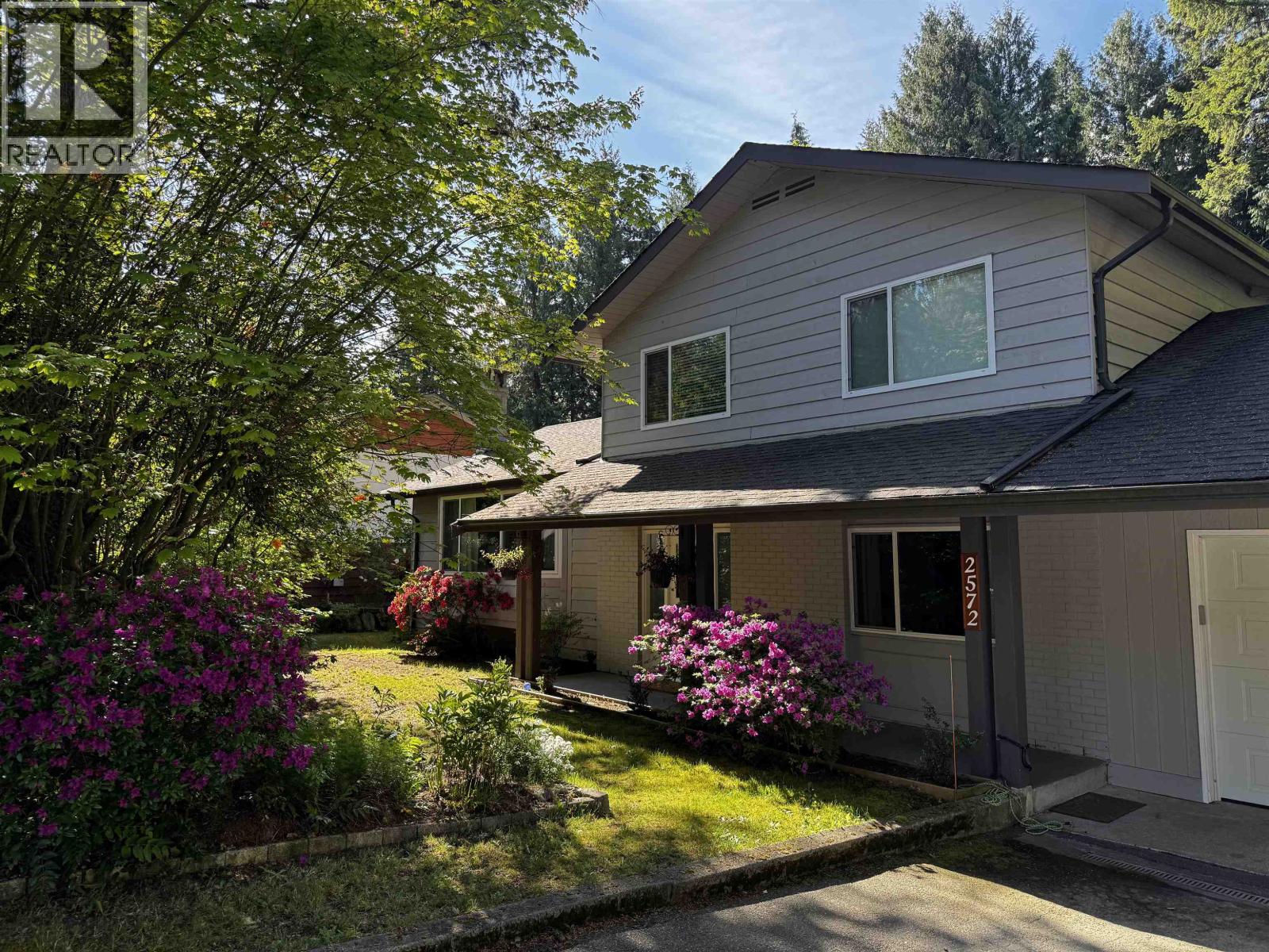 2572 The Boulevard Property Photo 34