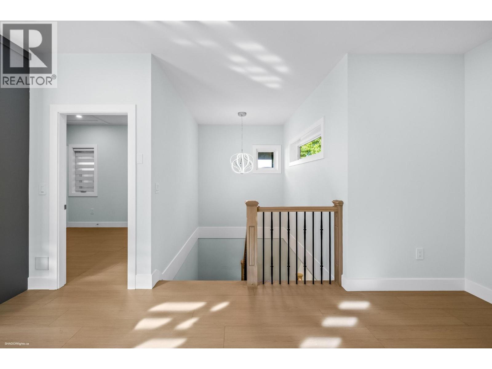 11468 Williams Road Property Photo 7