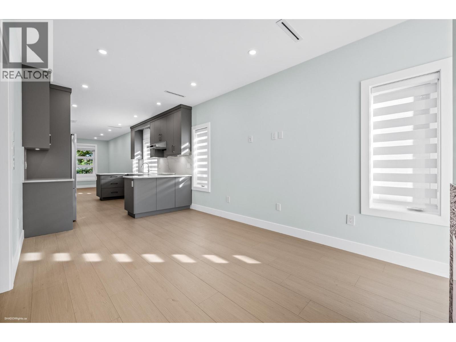 11468 Williams Road Property Photo 17