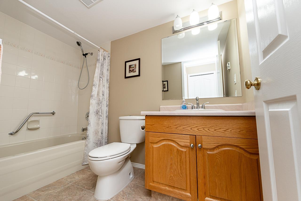 314 2626 Countess Street Property Photo 29